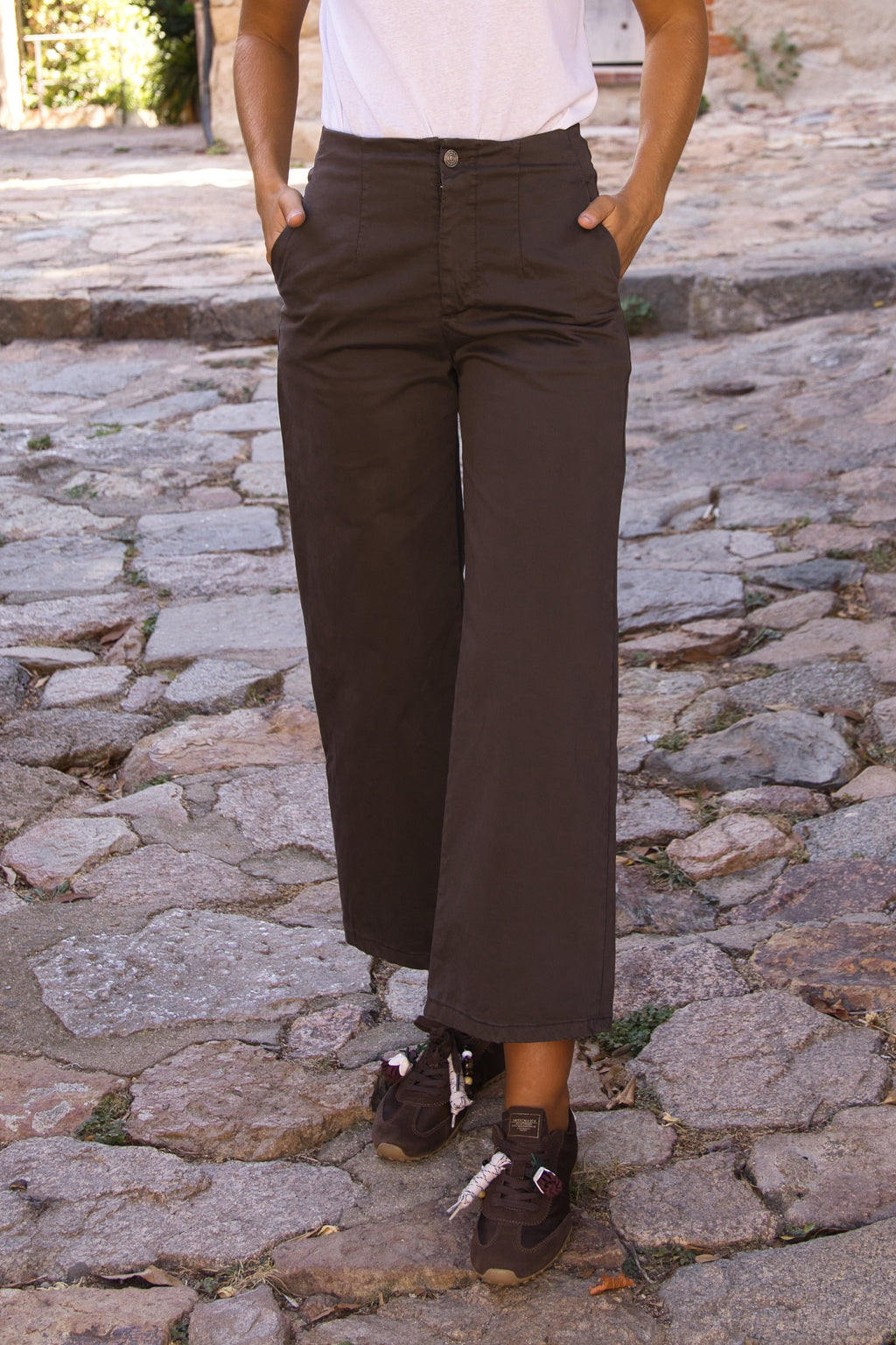 Pantalón esencial de pierna ancha