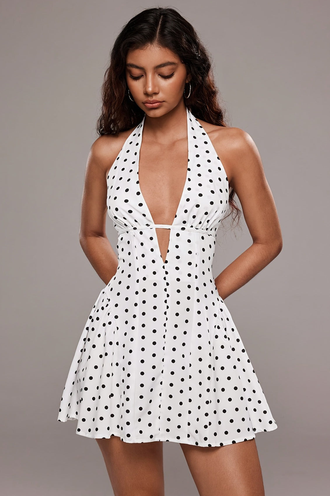 Vestido mini con escote