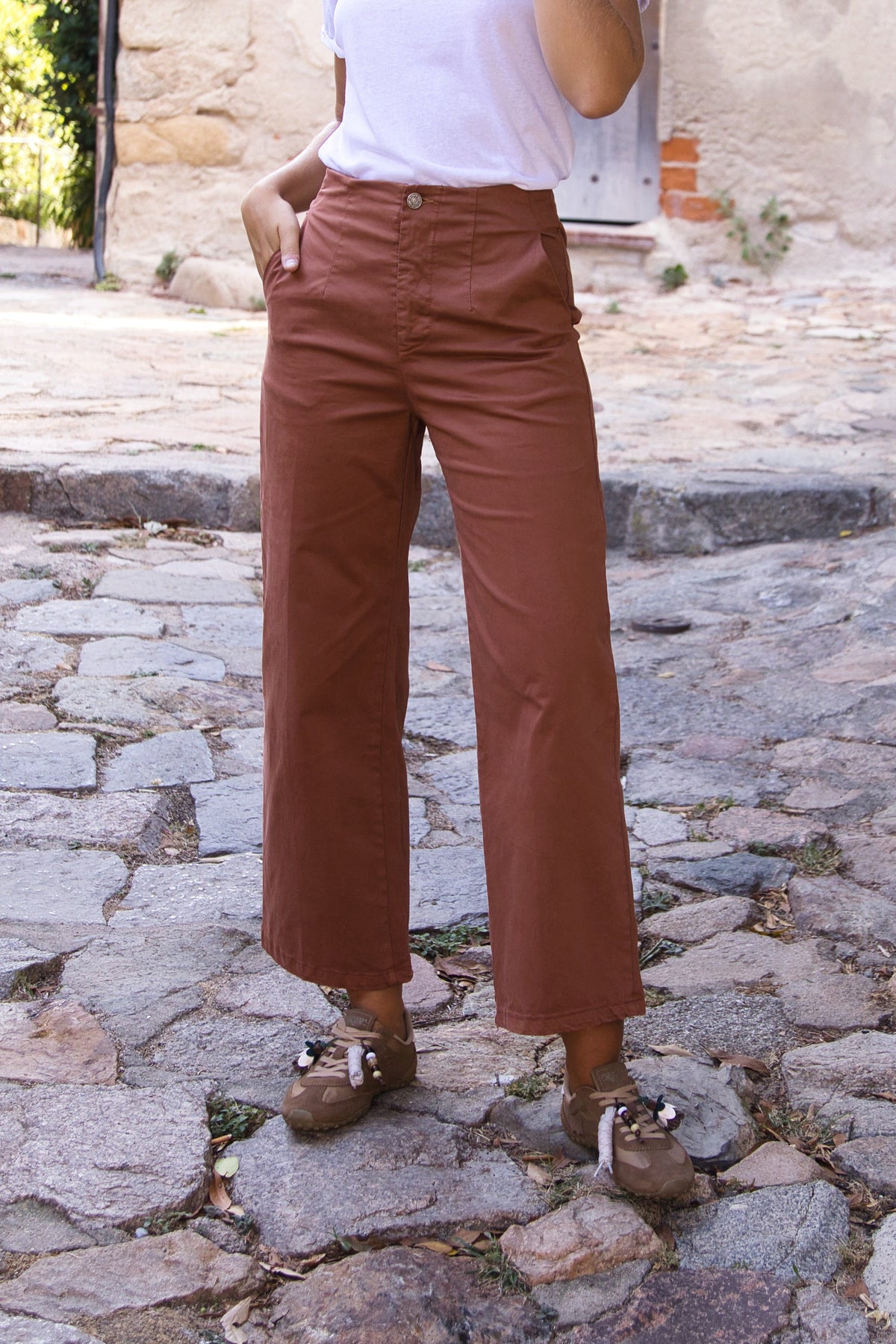 Pantalón esencial de pierna ancha