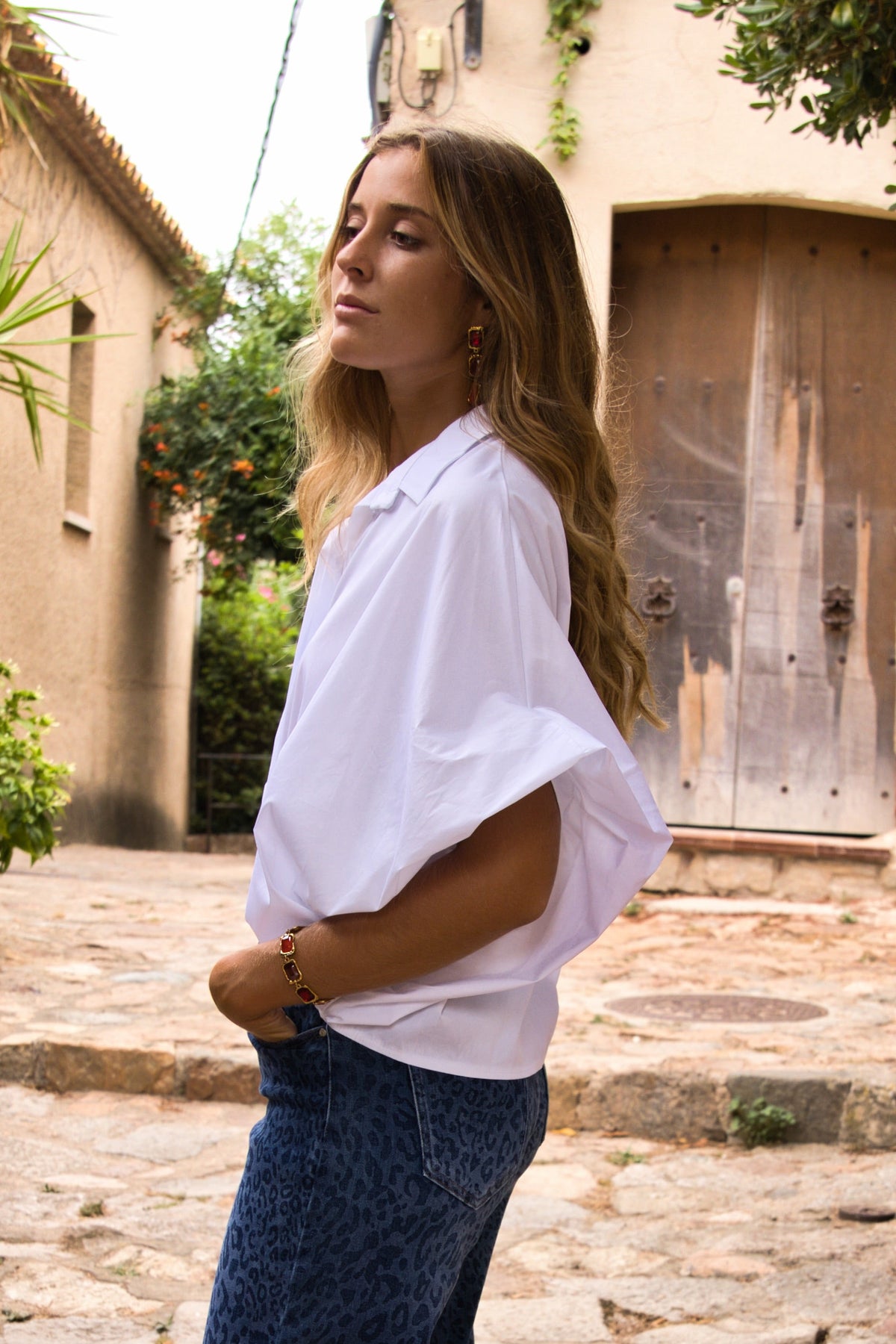 Camisa globo capri con estilo