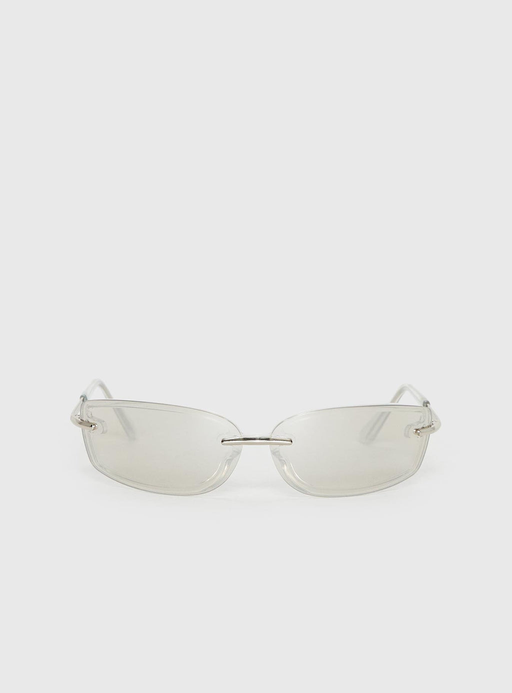 Gafas de sol plateadas  modernas