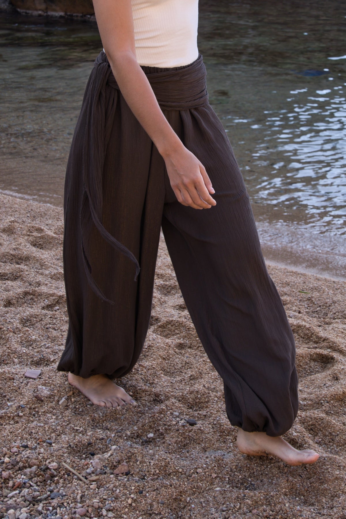 Pantalón Brisa Elegante con Fajín Ajustable