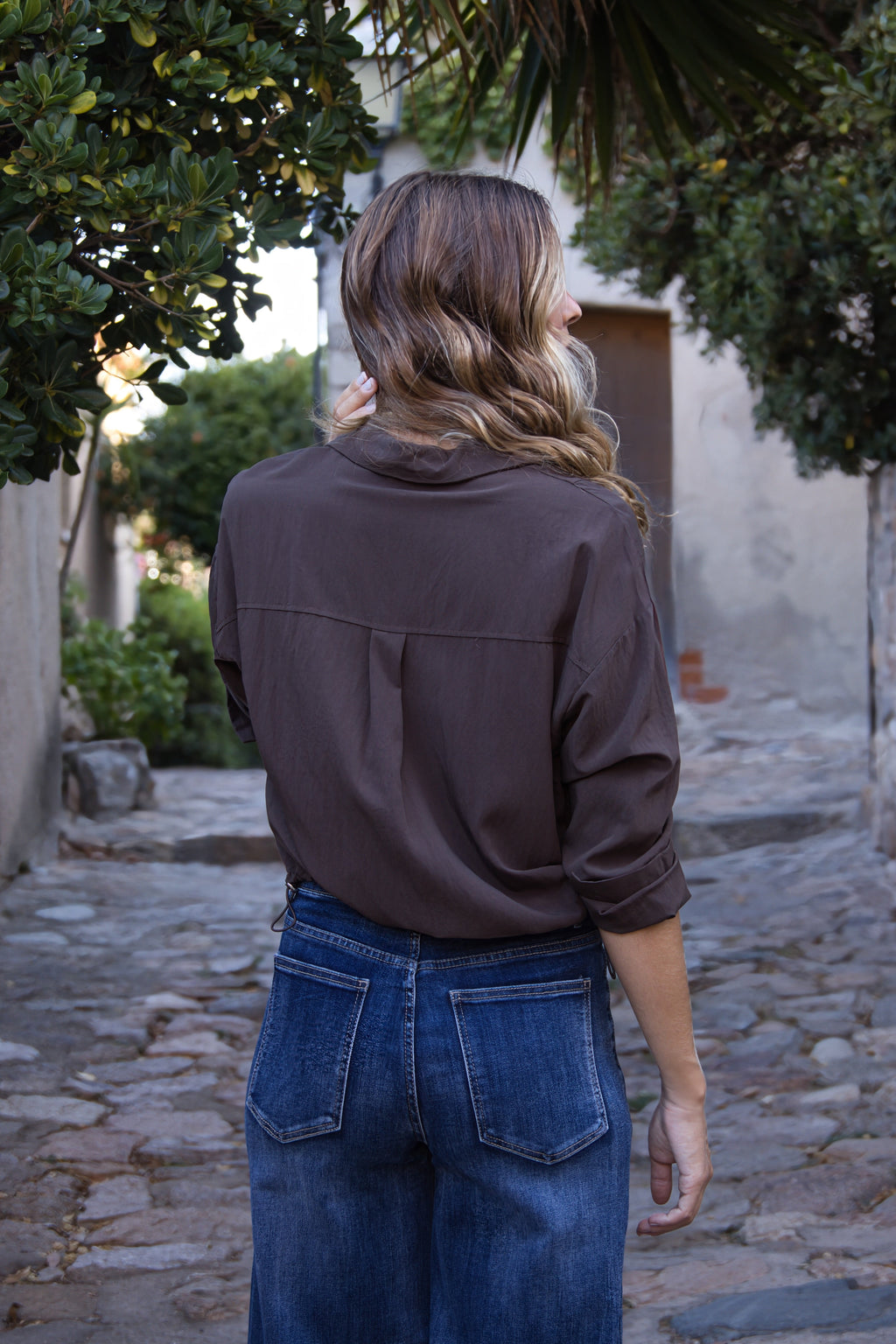 Camisa estampada con bandana estilo moderno