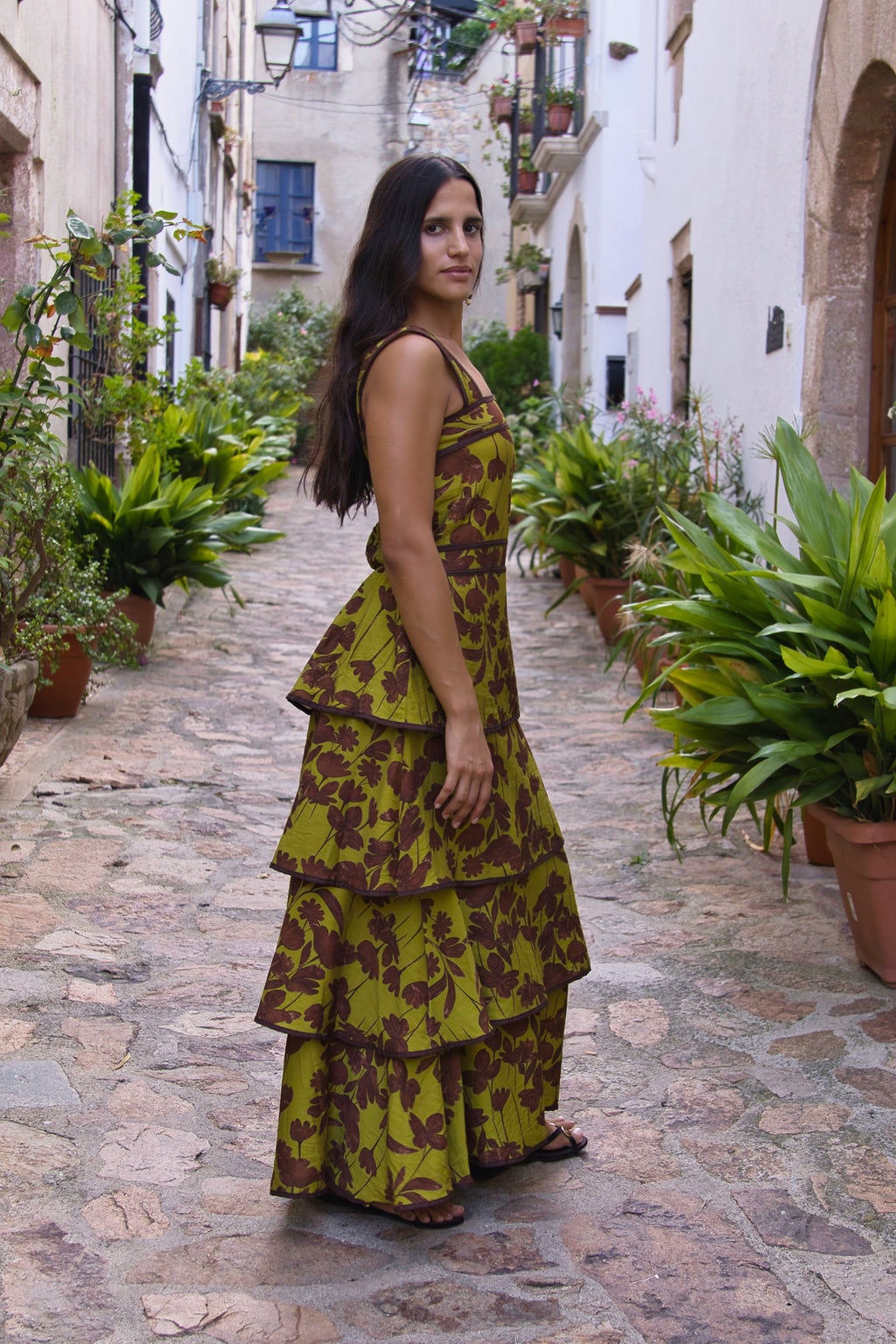 Vestido Amalfi con Volantes Elegantes