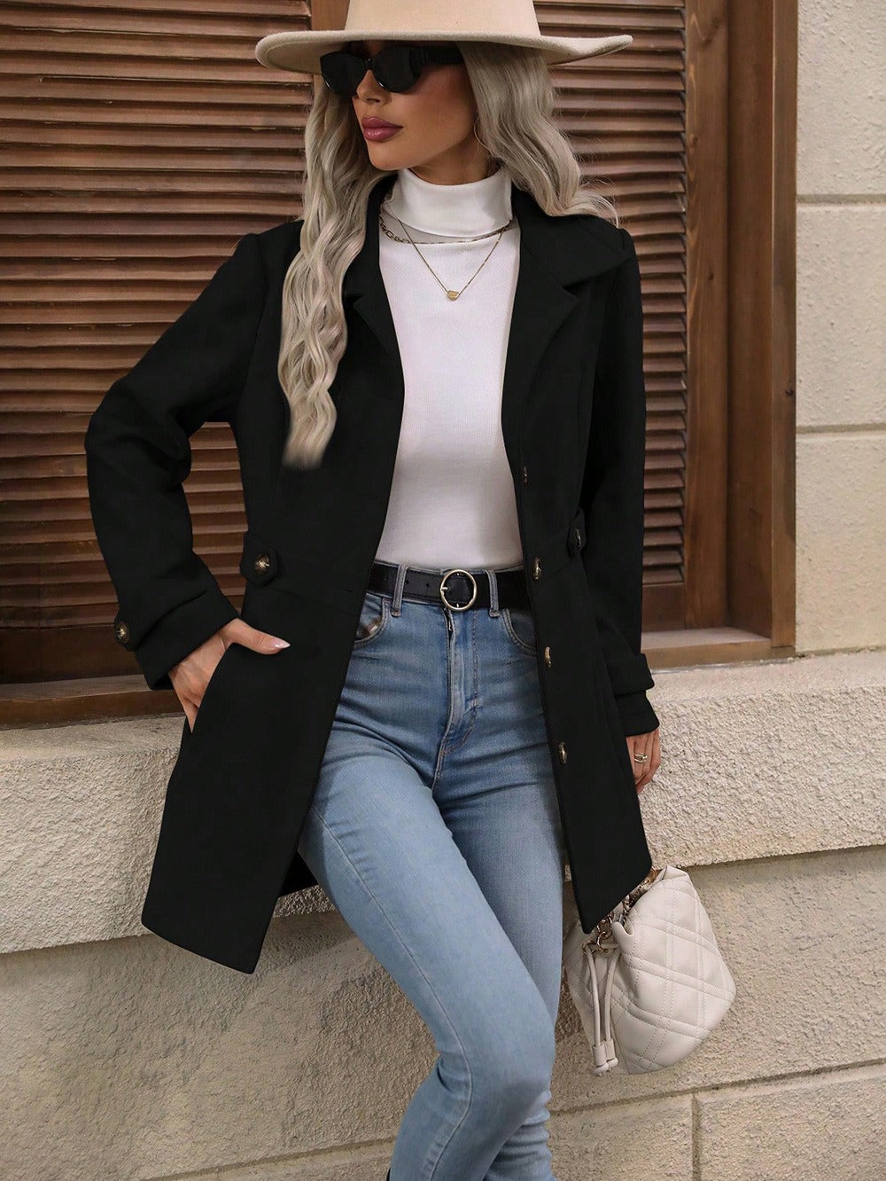 Gabardina clásica y elegante para mujer: estilo atemporal