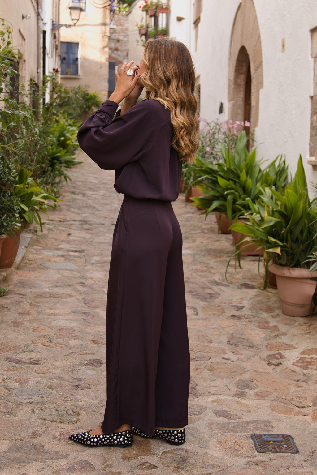 Blusa con cuello alto  elegante