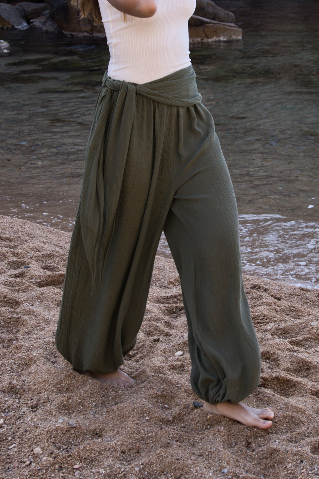 Pantalón Brisa Elegante con Fajín Ajustable