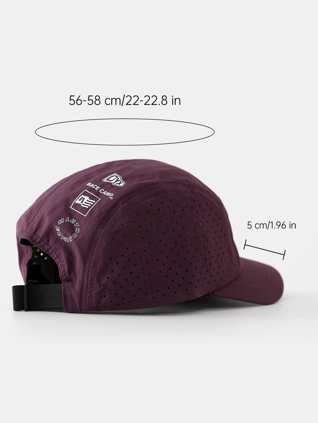 Gorra deportiva campestre de 5 paneles con visera corta, tejido perforado de secado rápido y logotipo posterior, ajustable para running y actividades al aire libre