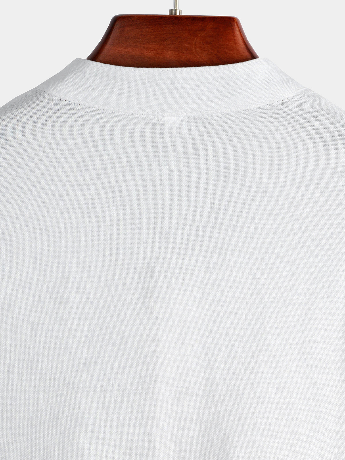 Camisa de hombre de color liso con cuello mao