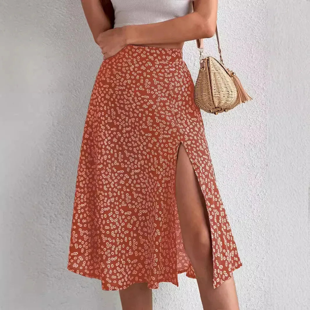 Falda con abertura hasta el muslo