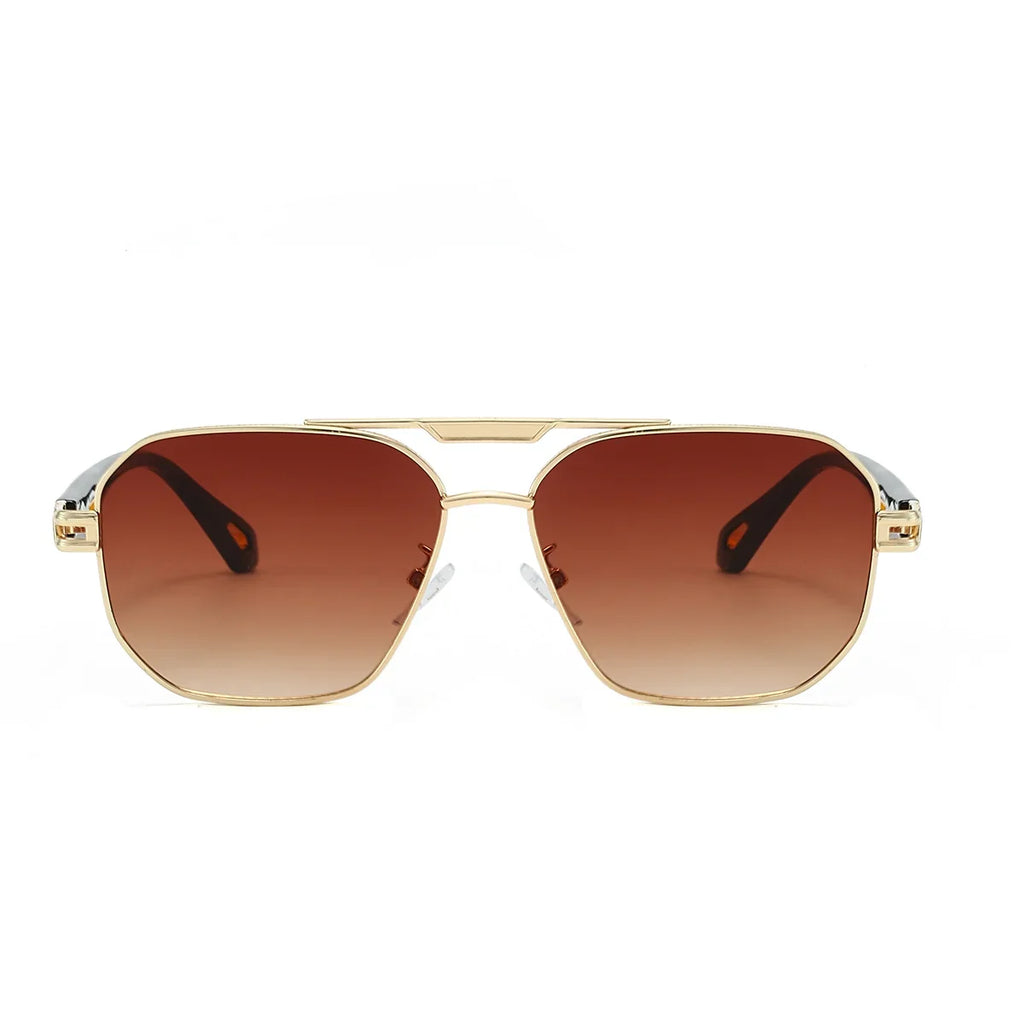 Gafas de sol elegantes negras