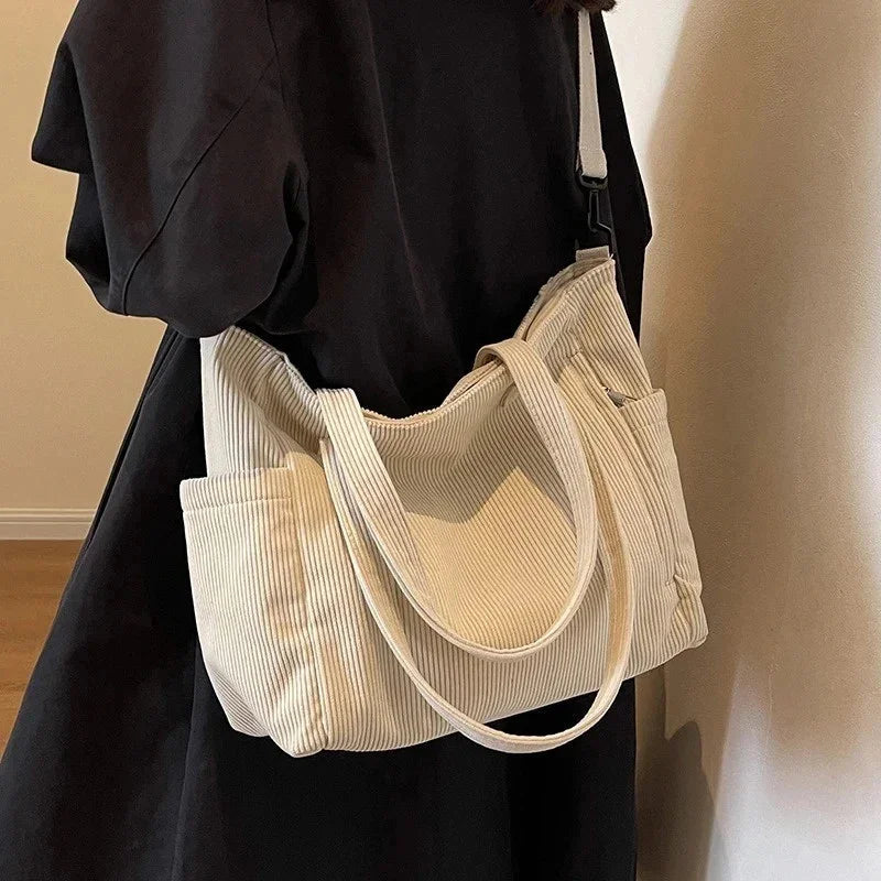 Bolso tote Alma acanalado con elegante detalle de cuerda