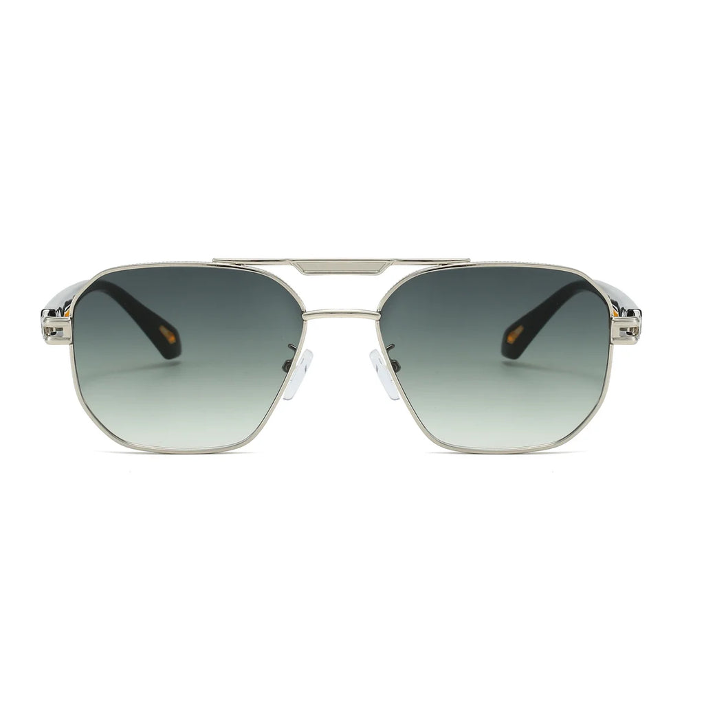 Gafas de sol elegantes negras