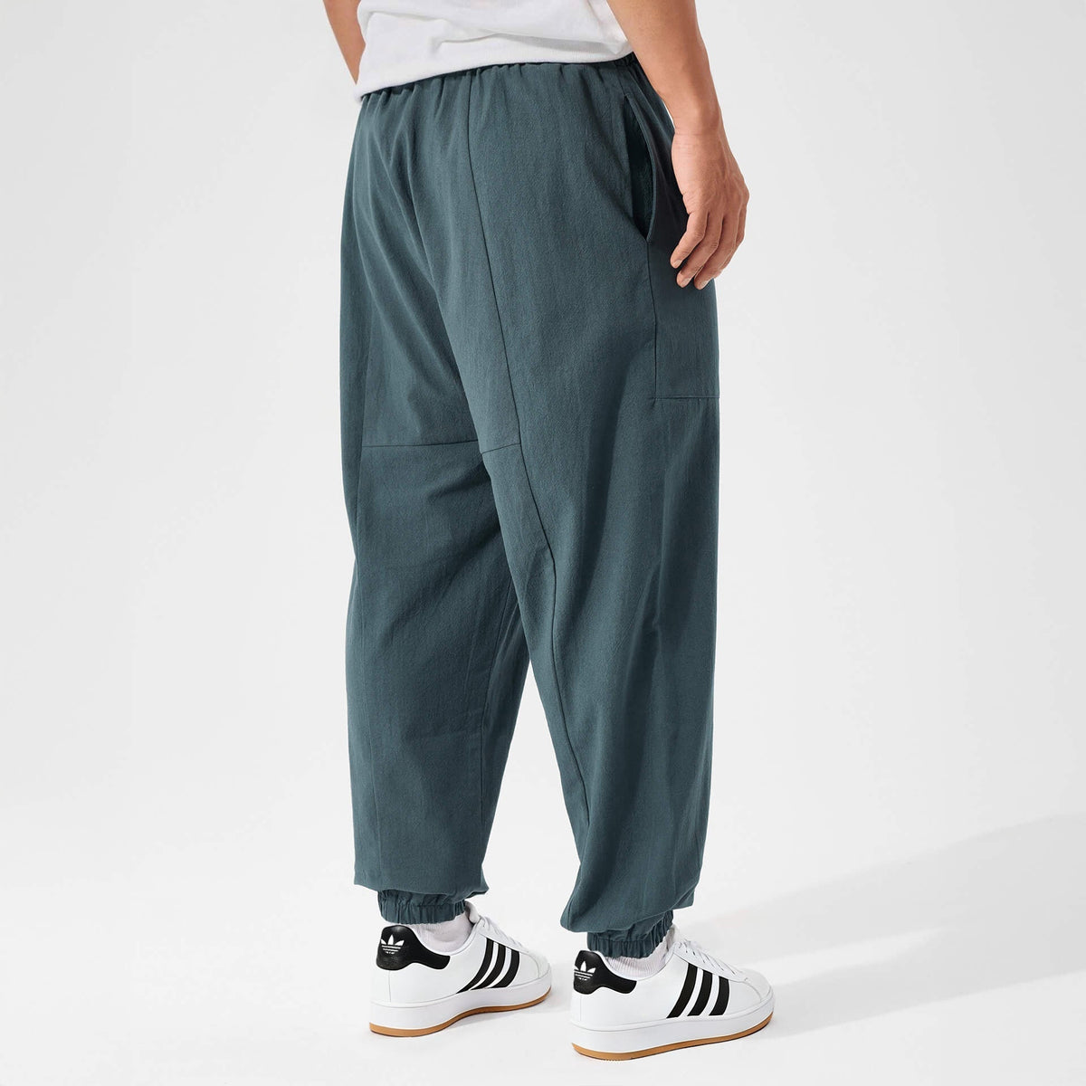 Andrés – Pantalón deportivo casual de corte holgado