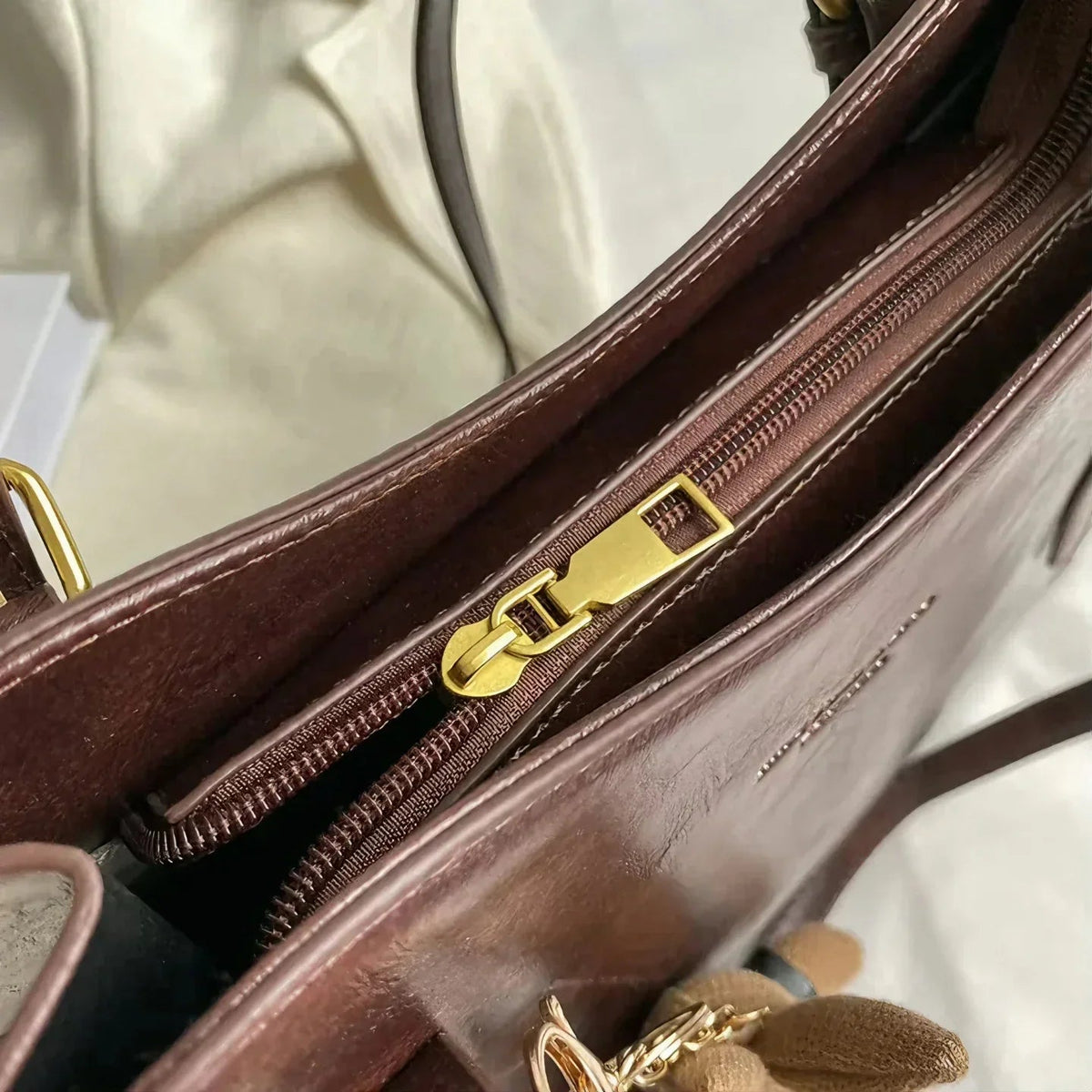MIKAXIQI & BAGS | Bolsa Vegana Elegante y Encantadora