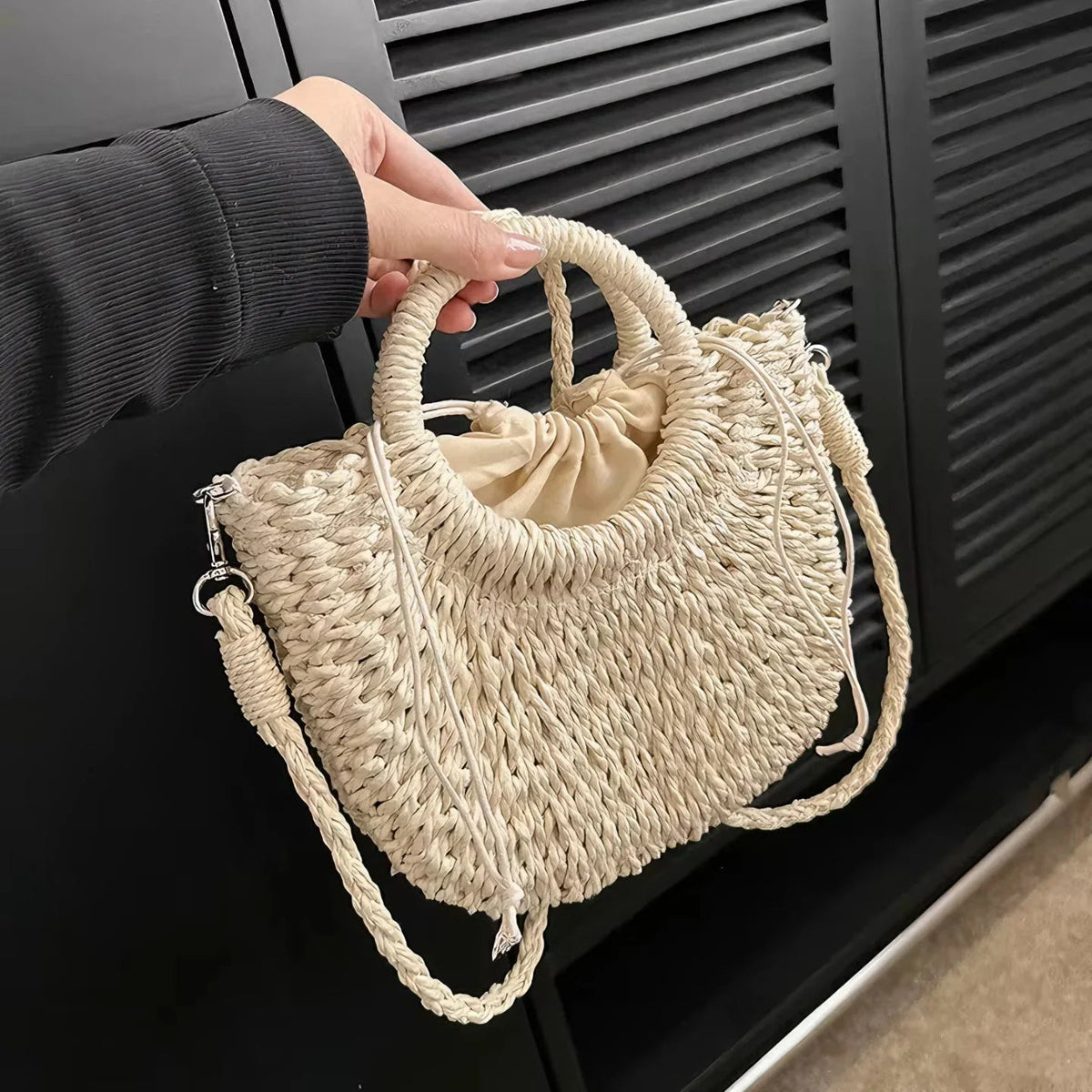 Bolso Vintage con Hebilla Elegante