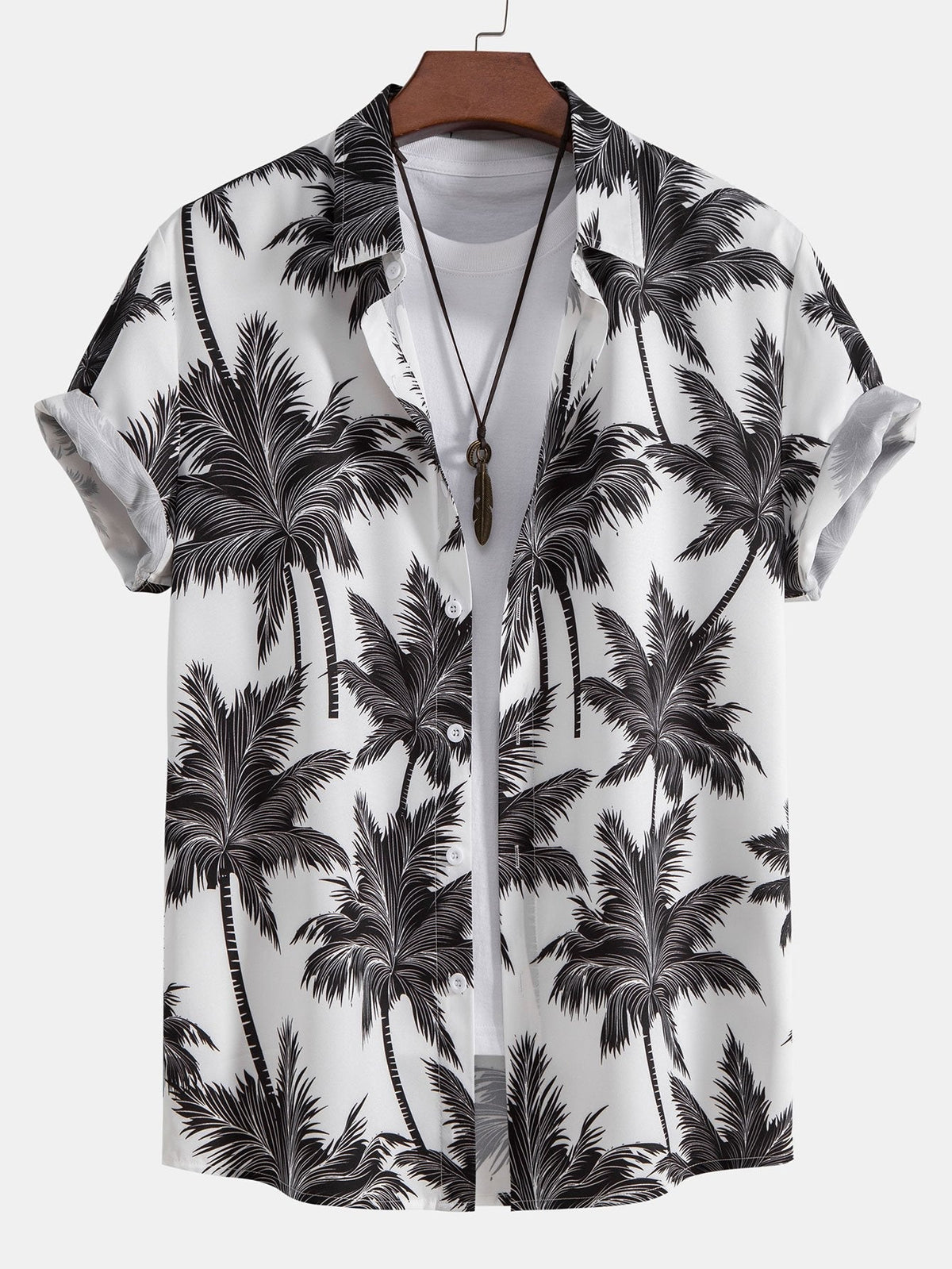 Conjunto de camisa abotonada con estampado de palmeras y pantalón corto de baño