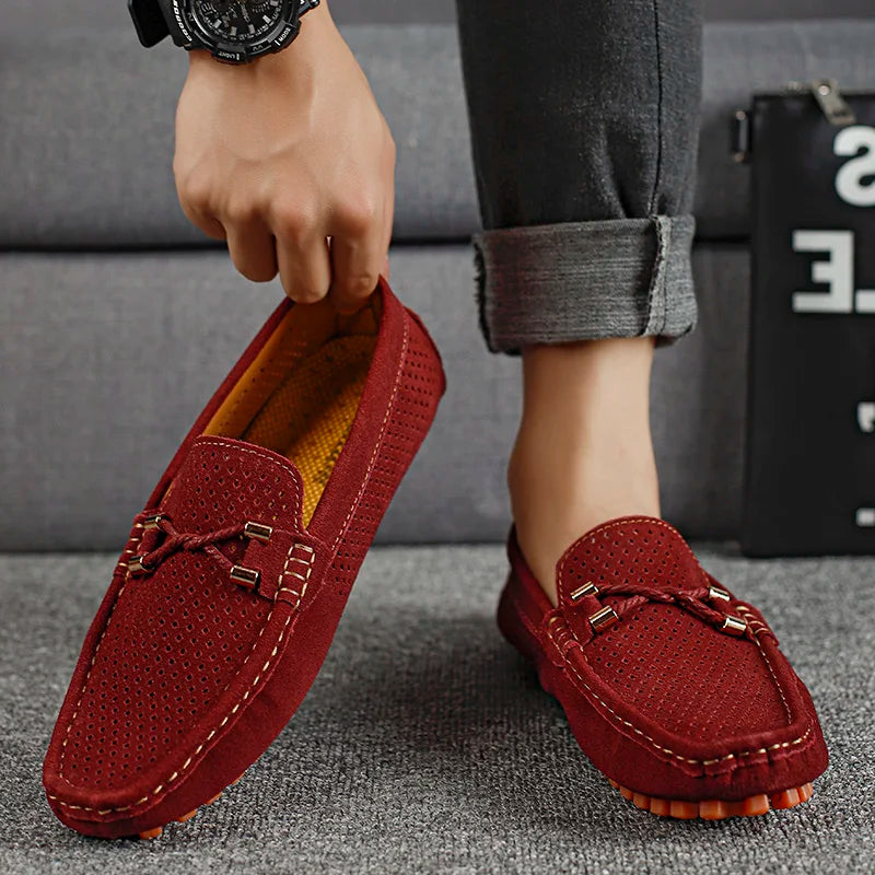 Mocasines de cuero perforado