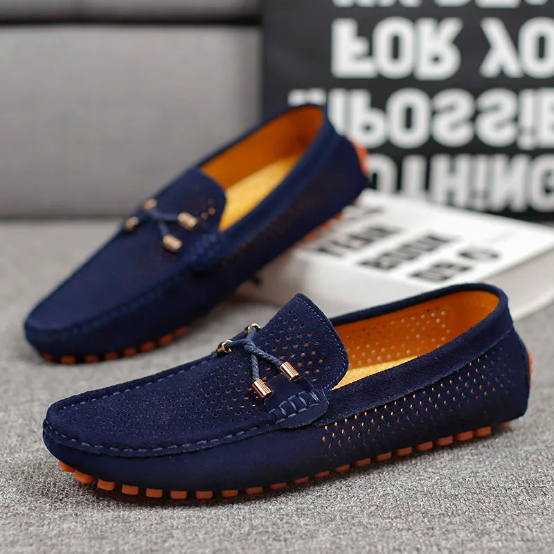 Mocasines de cuero perforado