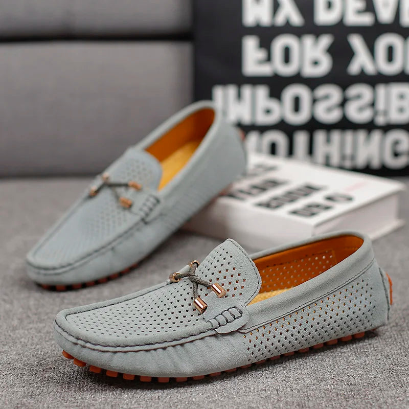 Mocasines de cuero perforado
